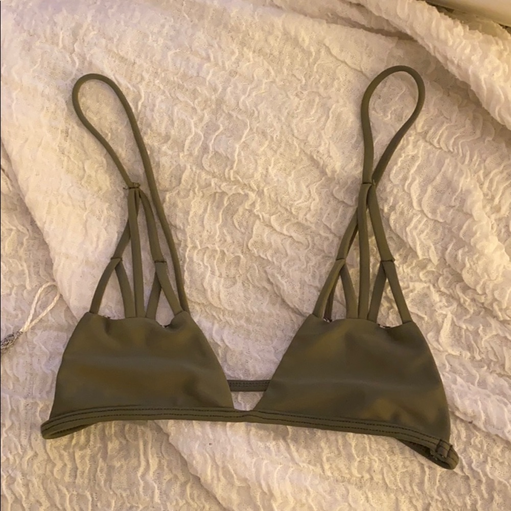 Acacia swim
